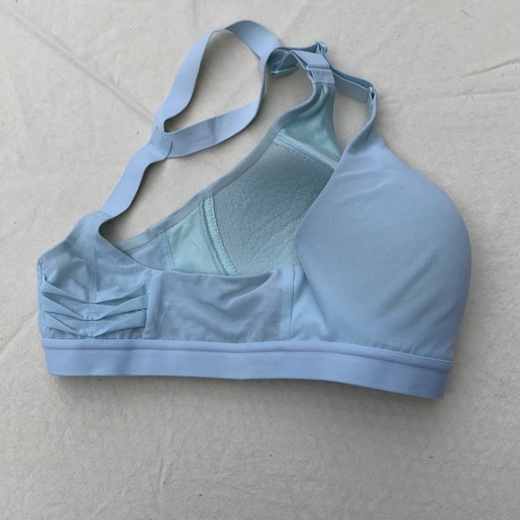 Victoria sports racer back bra 32C adjustable straps pull over bra no signs wear - Picture 3 of 6